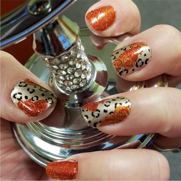 *Retired* Color Street: Catitude Problem | Gold Leopard Print Rosettes Red - Picture 7 of 10